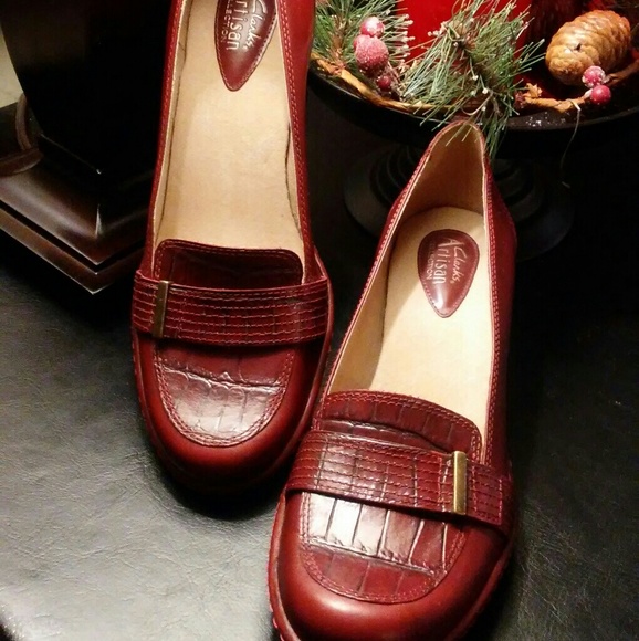 NWOT Loafers - Picture 3 of 8
